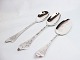 Various serving spoons in Antique Rococo - Hallmarked Silver
Great condition
