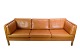 Trepersoners Sofa - Model 2443 - Børge Mogensen - Cognac læder - Fredercia 
Furniture - 1960
Flot stand
